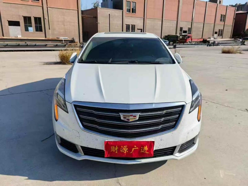 東營18年凱迪拉克XTS1