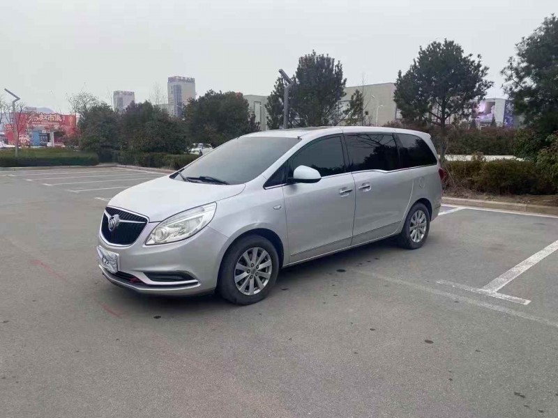 常州17年别克GL82