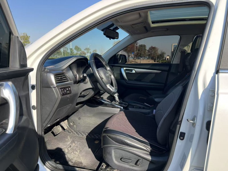 鹽城18年起亞智跑4