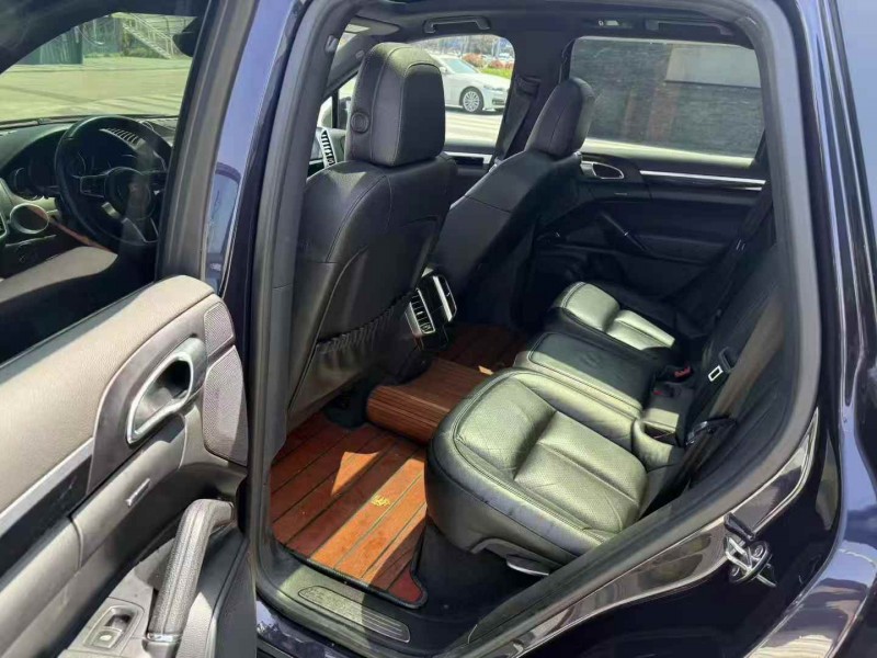 常州17年保时捷卡宴5