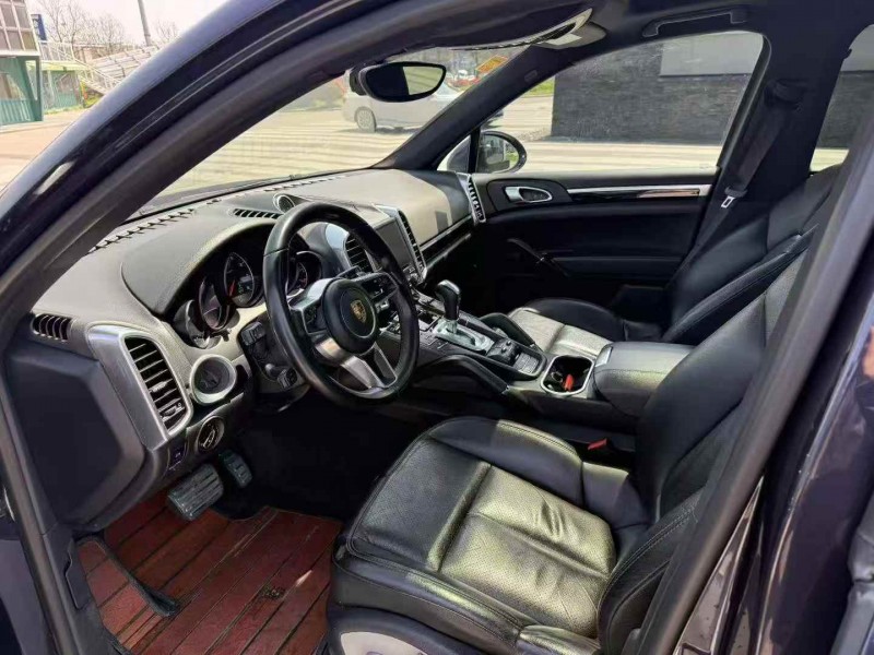 常州17年保时捷卡宴6