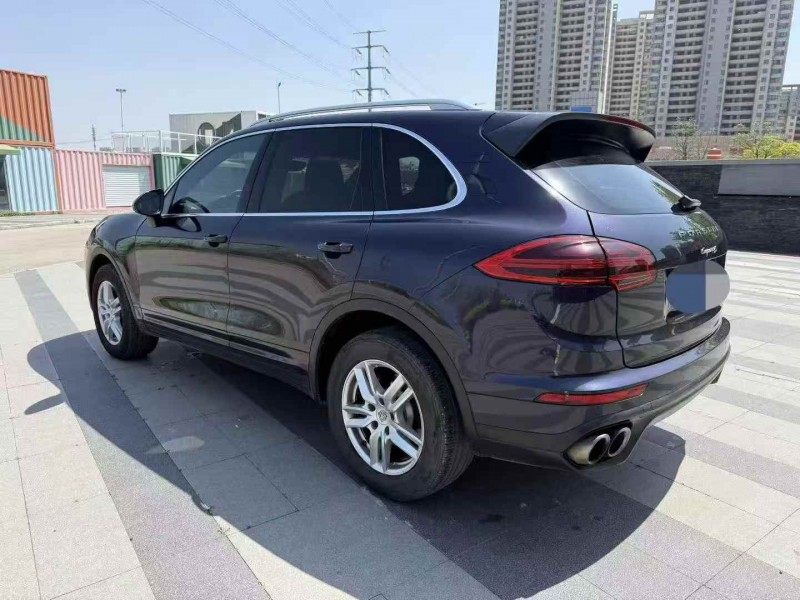 常州17年保时捷卡宴9