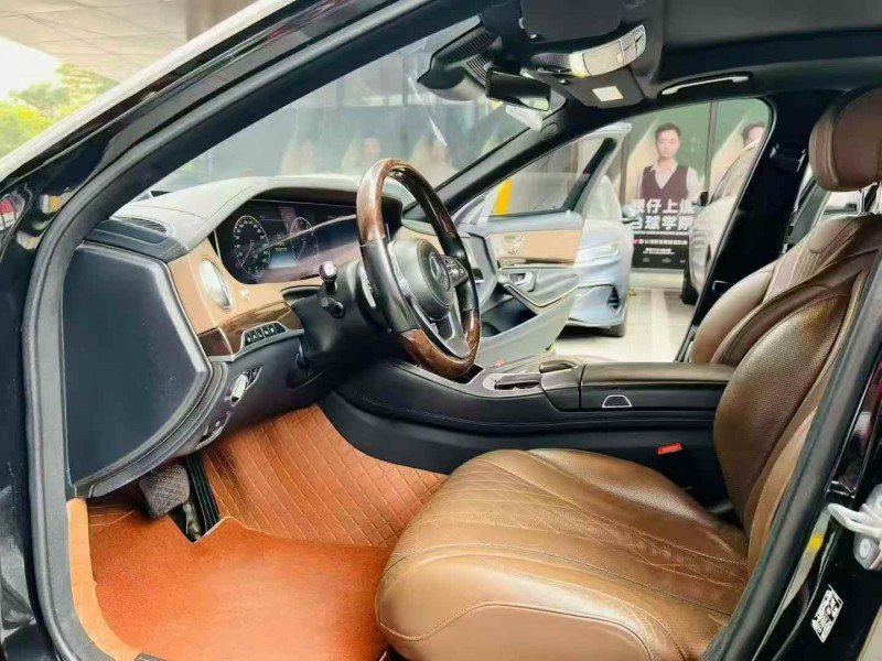 深圳19年奔驰迈巴赫S级6