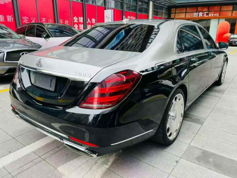 深圳19年奔驰迈巴赫S级8