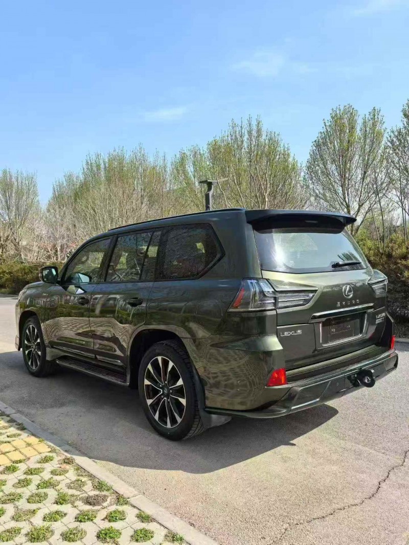 郑州21年雷克萨斯LX7