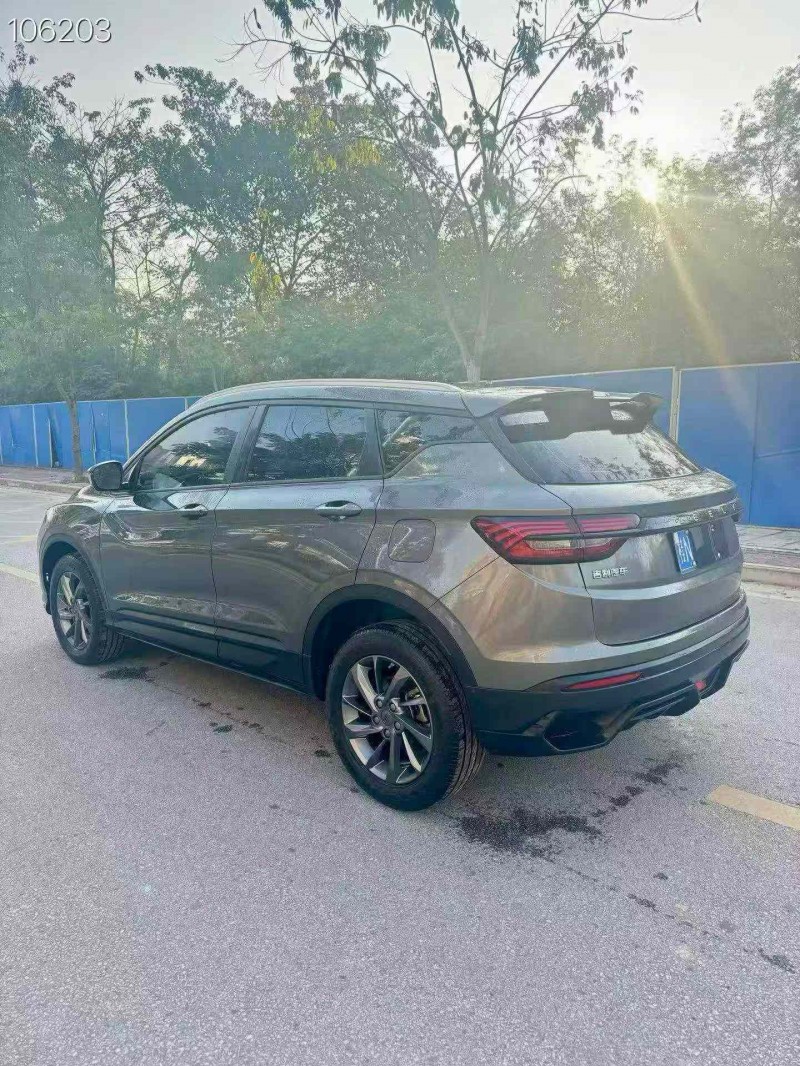 南寧24年吉利繽越8