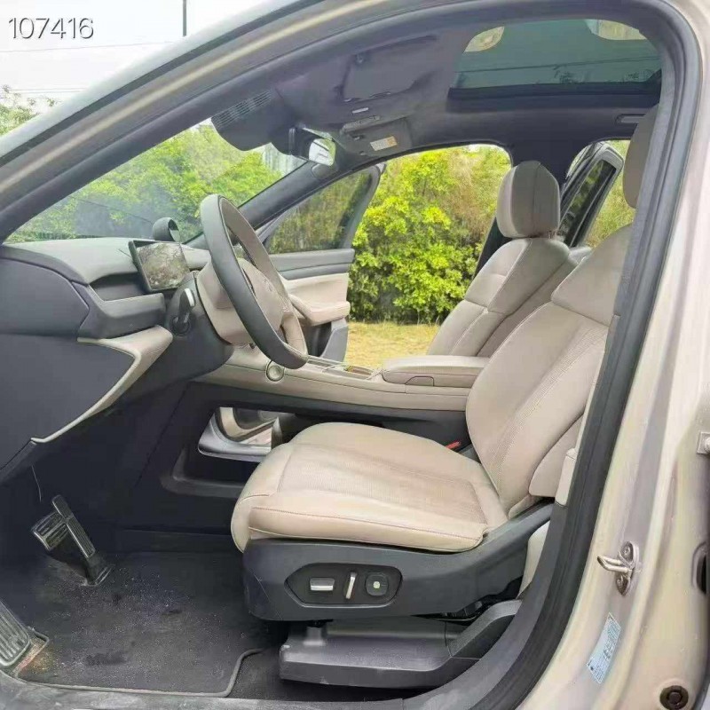 南寧23年蔚來ES84