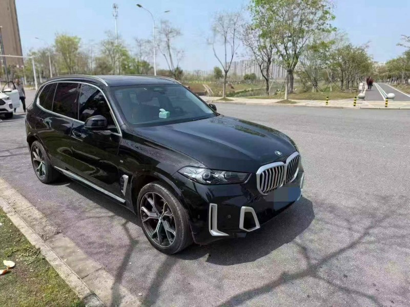 天津23年宝马X52