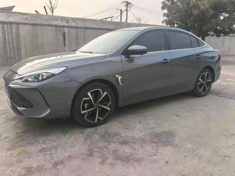 济宁23年荣威i52