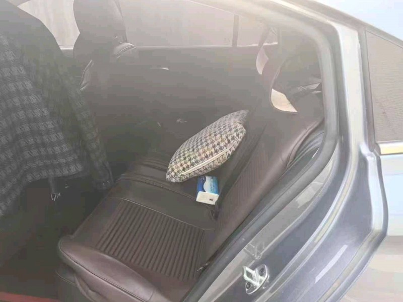 济宁23年荣威i53