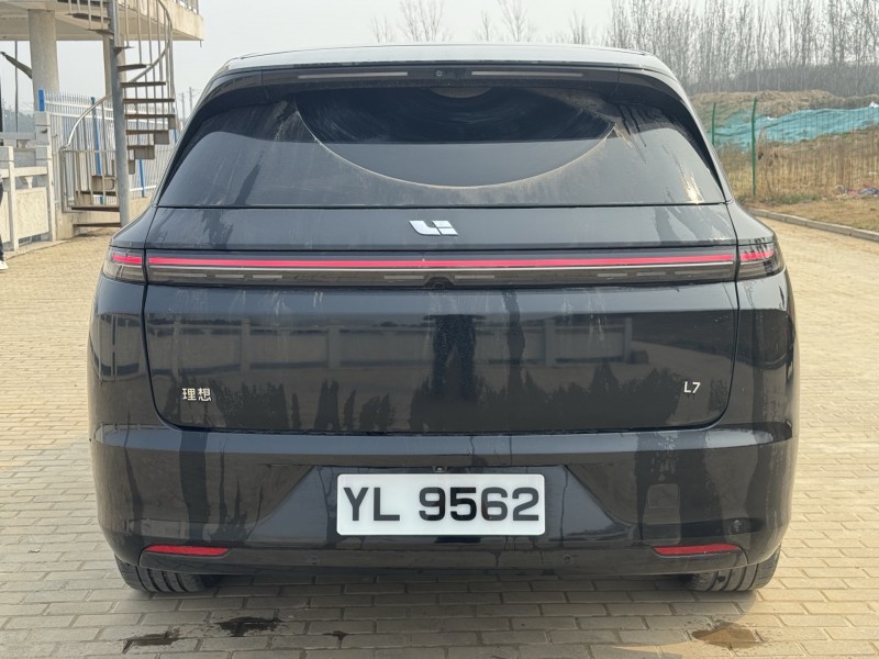 郑州23年理想L72