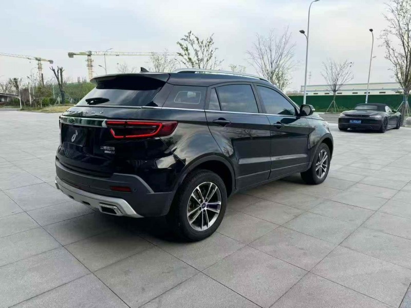 连云港22年福特领界8