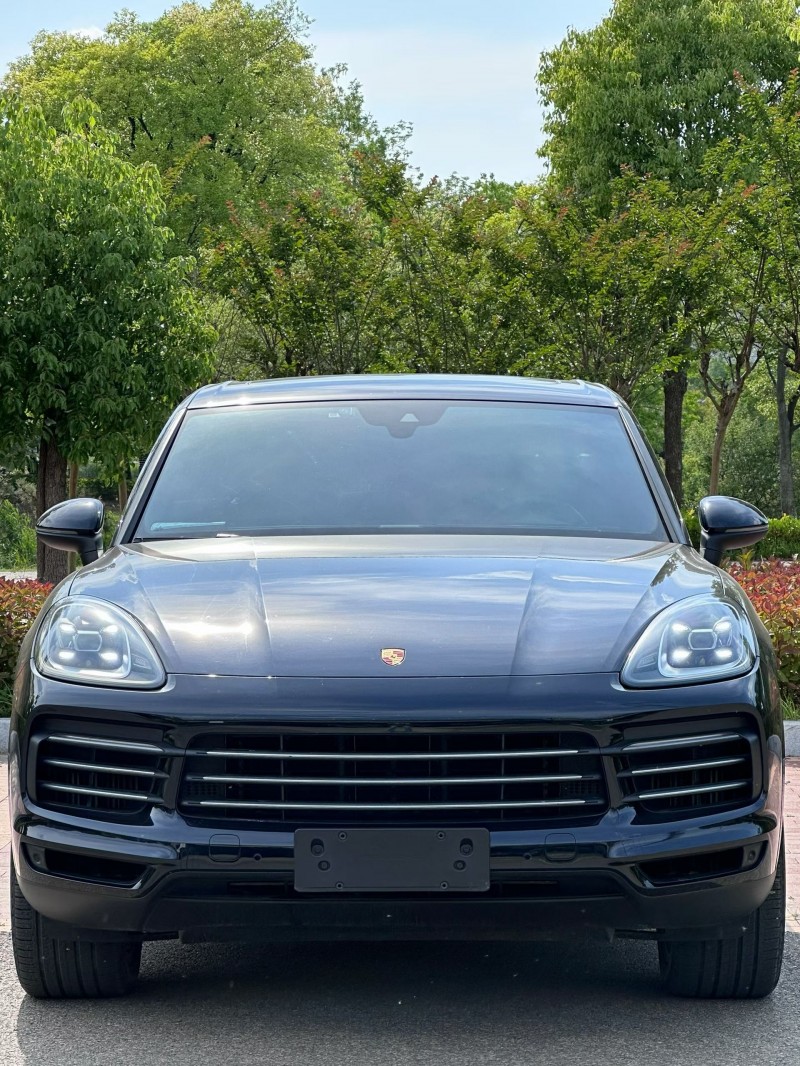 商丘19年保时捷卡宴1