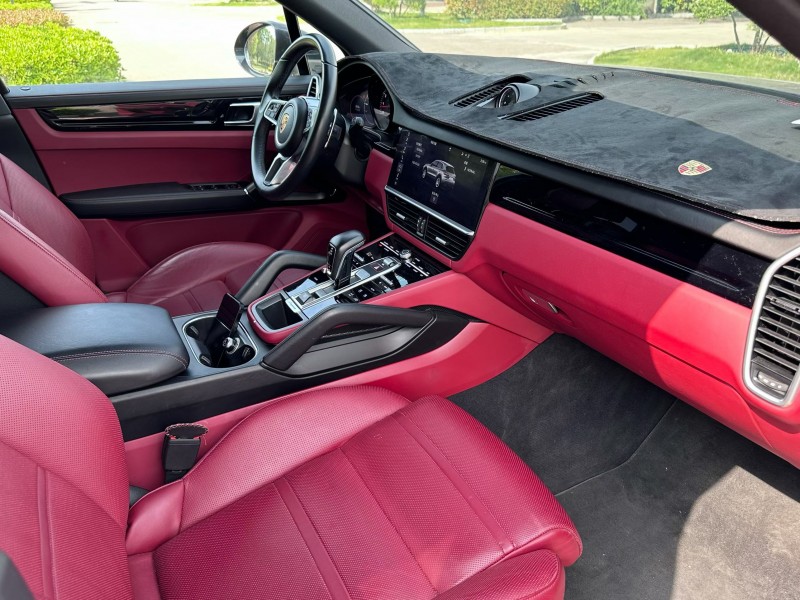 商丘19年保时捷卡宴8