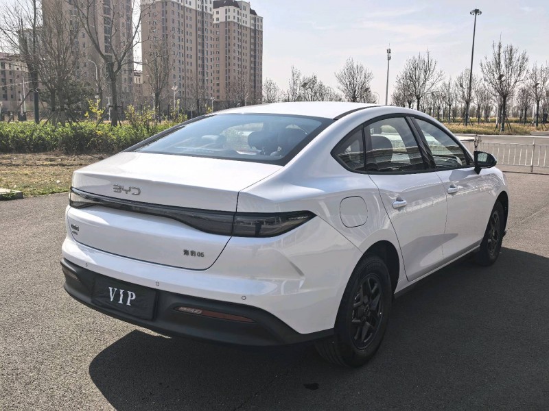 天津26年比亚迪海豹7