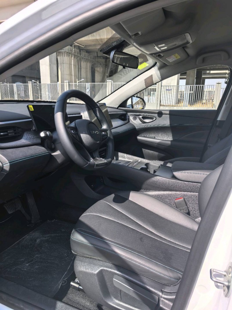 天津26年比亚迪海豹8