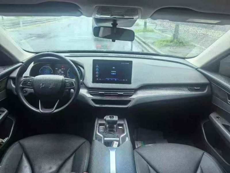 鄂州24年红旗E-QM56