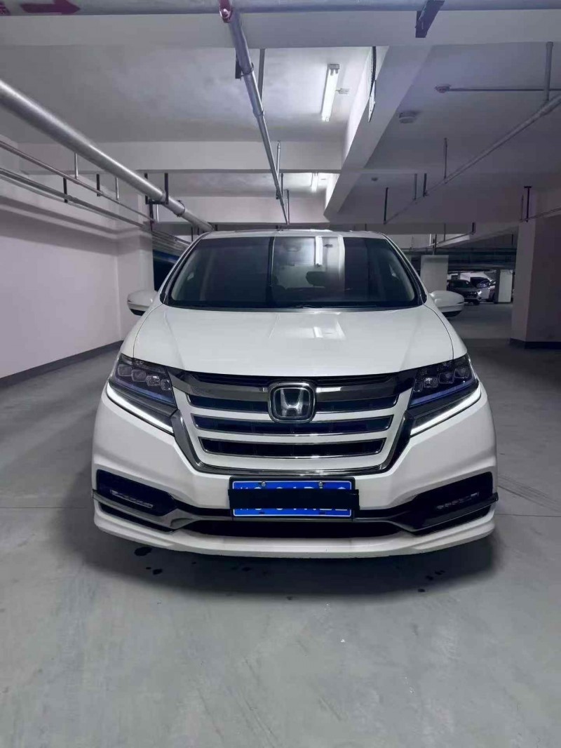 洛阳20年本田艾力绅1