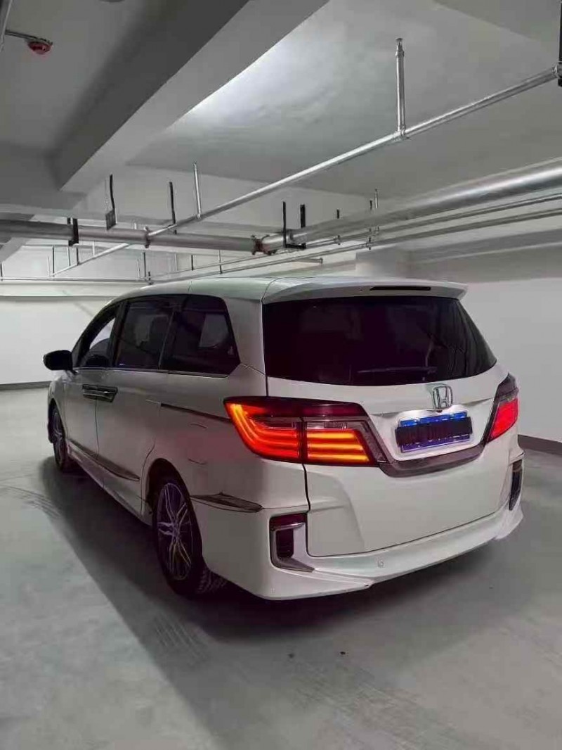 洛阳20年本田艾力绅7