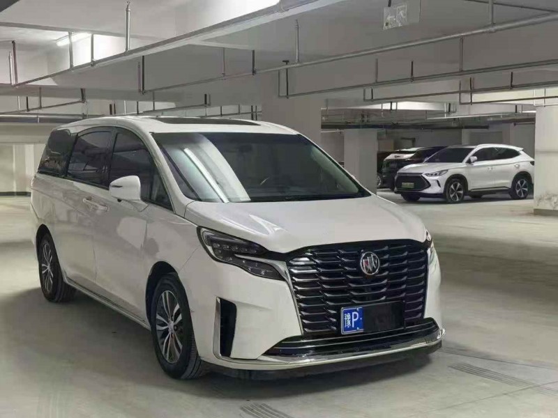 安阳23年别克GL82