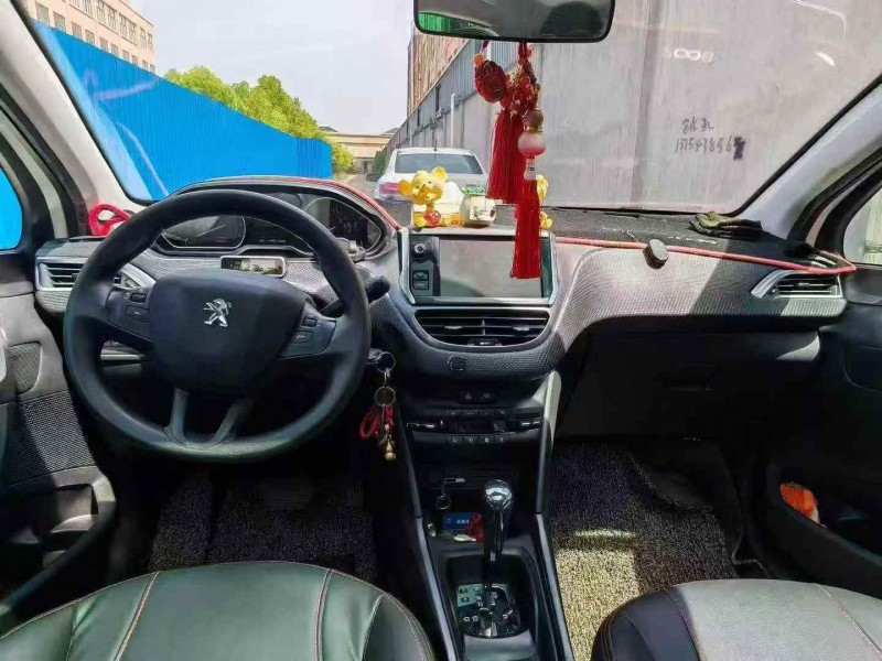 嘉兴19年东风标致5