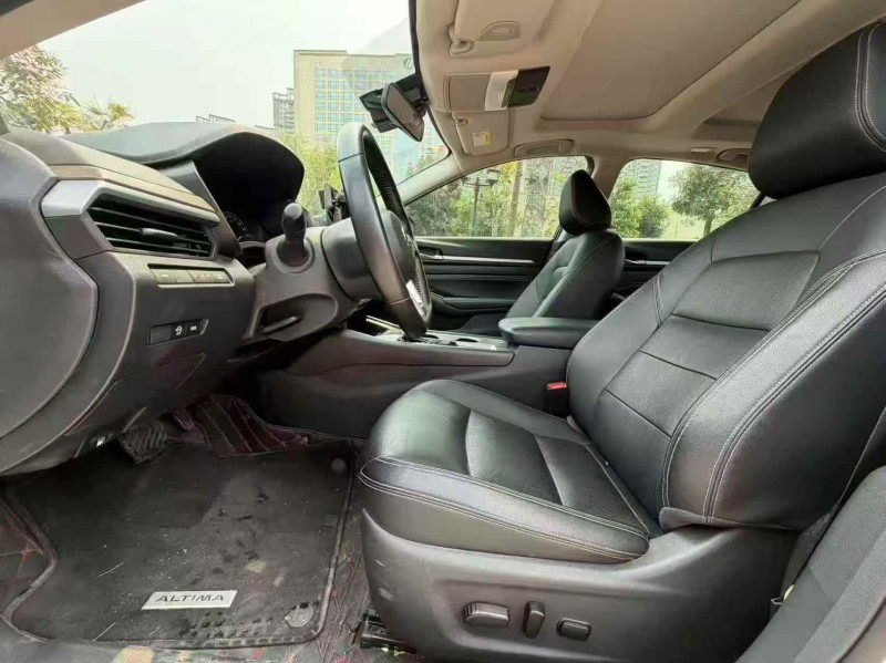 衡阳23年日产轩逸4