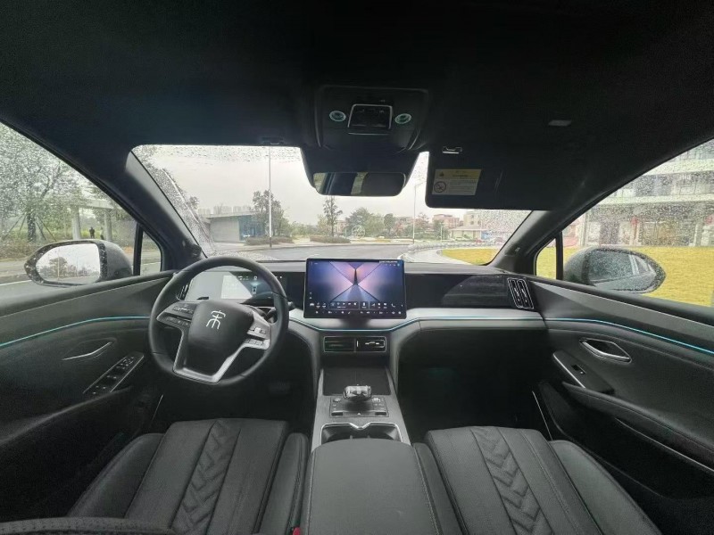 东莞25年比亚迪宋4