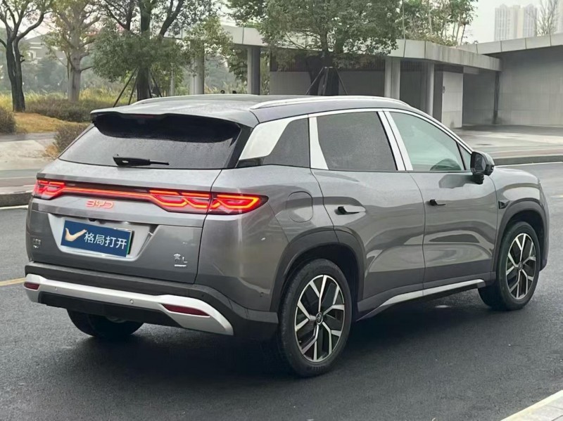 东莞25年比亚迪宋7