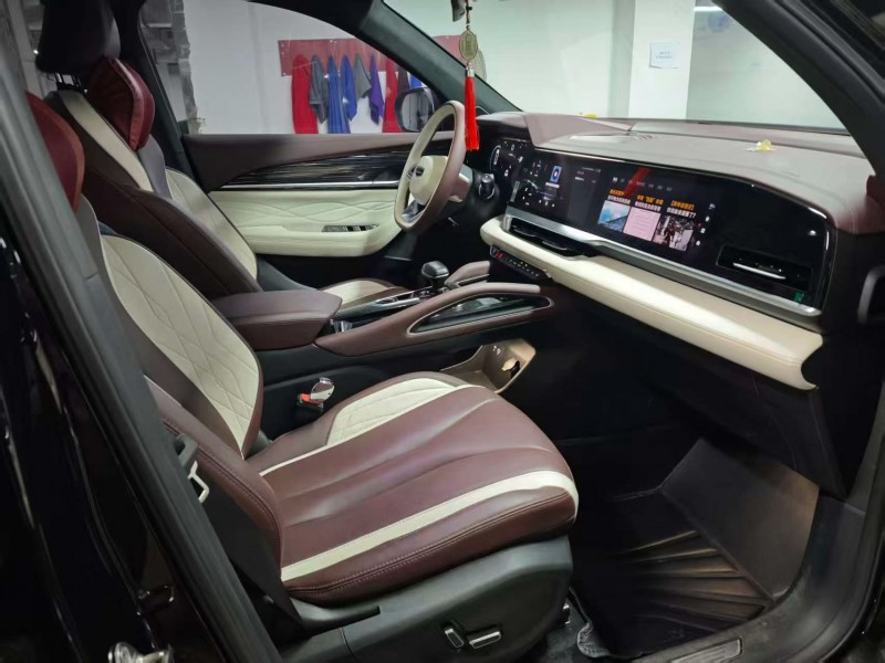 六盘水23年吉利星越8