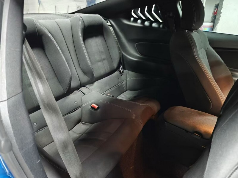 六盘水20年福特野马7