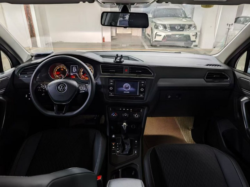 六盘水21年大众途观6