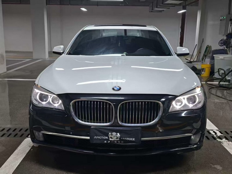 六盘水12年宝马7系1