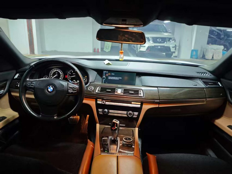 六盘水12年宝马7系6