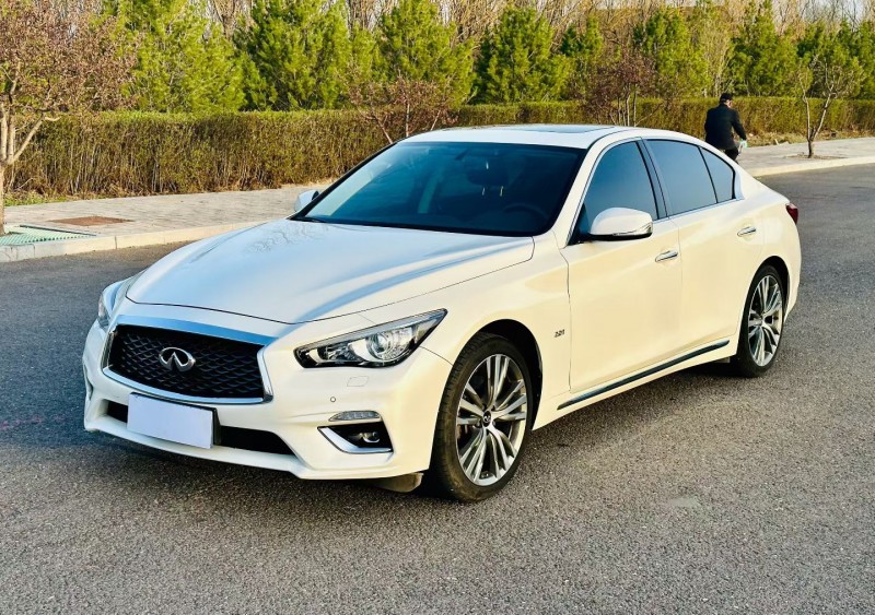 太原23年英菲尼迪Q50L2