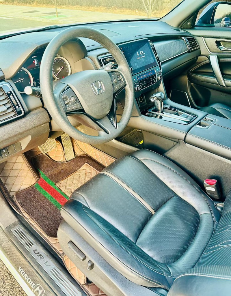 太原21年本田URV3