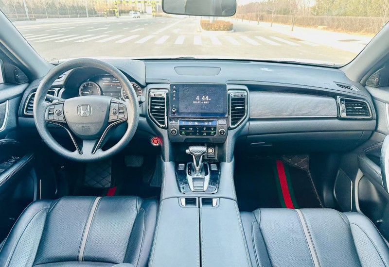 太原21年本田URV6