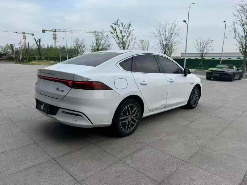 常州23年比亚迪秦5