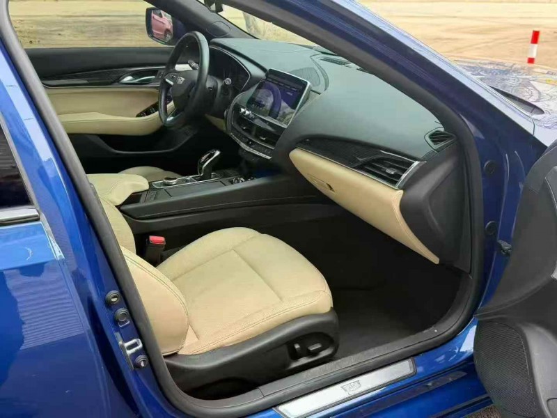 枣庄21年凯迪拉克CT54