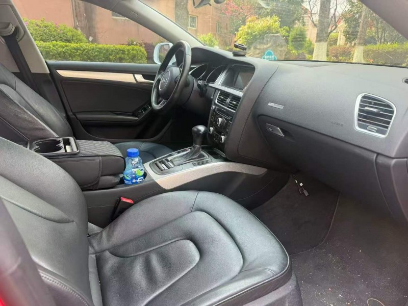 曲靖16年奥迪A57