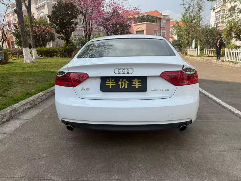 曲靖16年奥迪A59