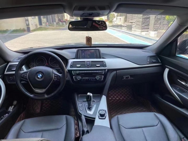 曲靖17年宝马3系2