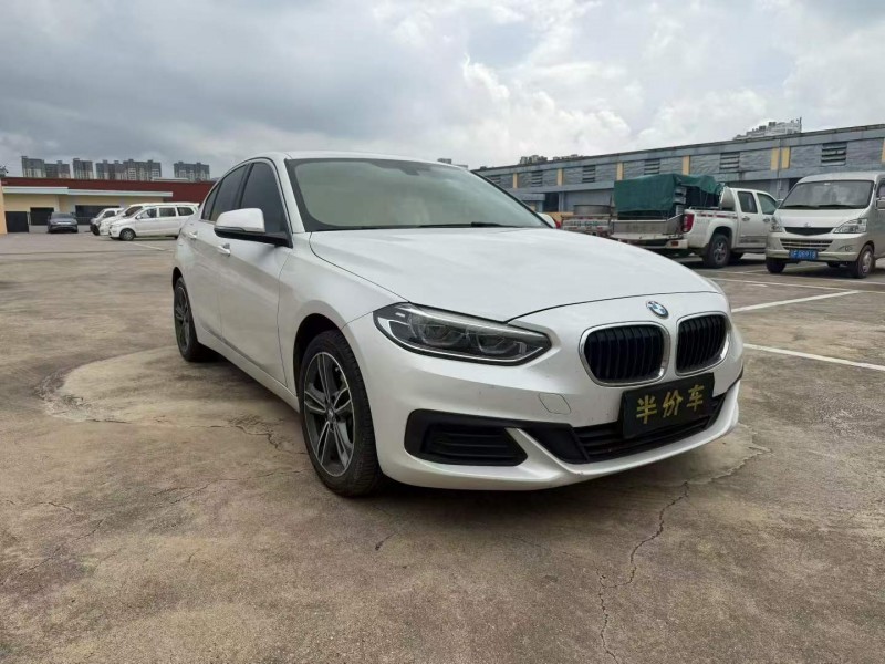 曲靖21年宝马1系2