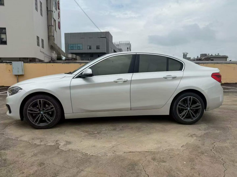 曲靖21年宝马1系6