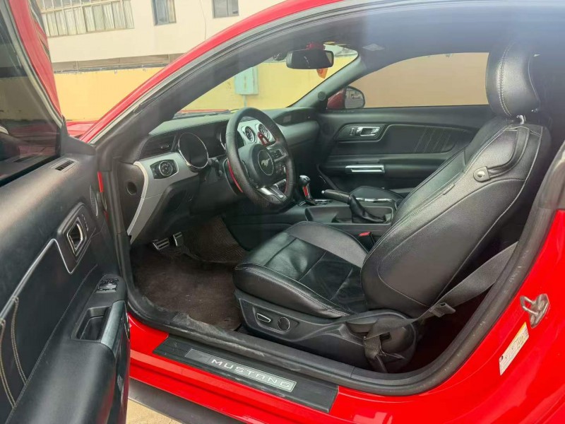 曲靖16年福特野马5