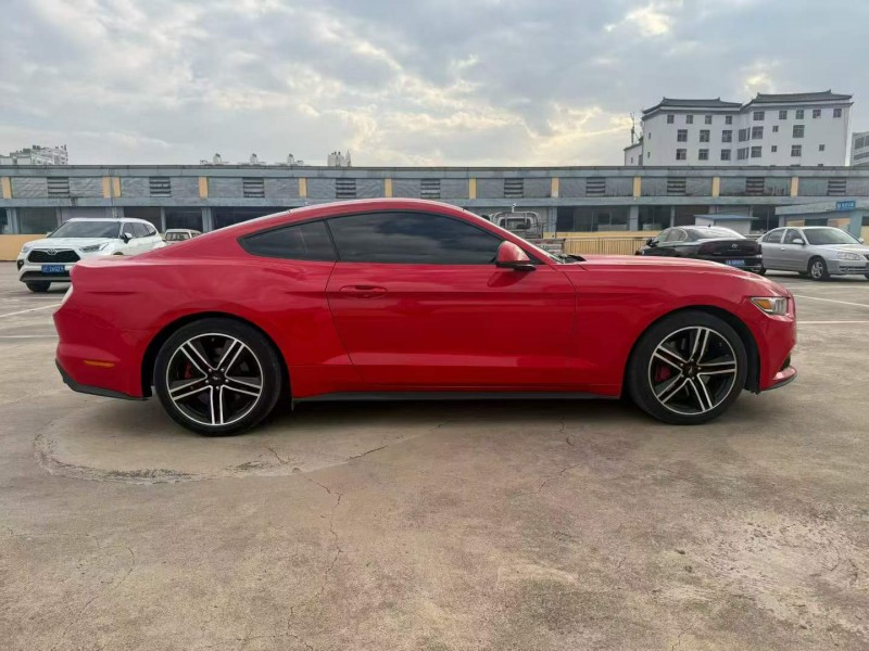 曲靖16年福特野马8