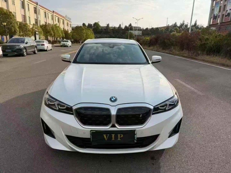 曲靖24年宝马I31