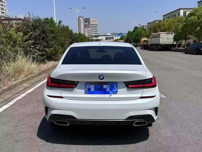 曲靖21年宝马3系7