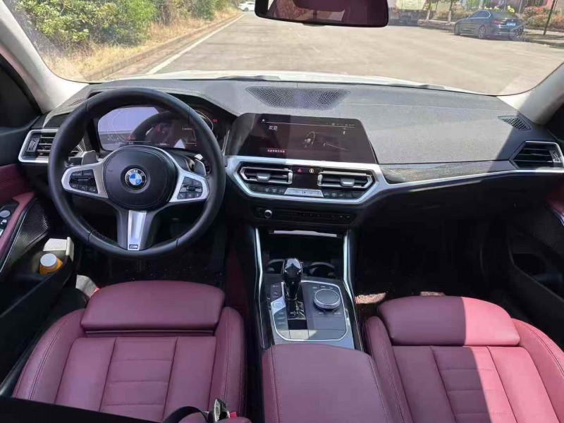 曲靖21年宝马3系8