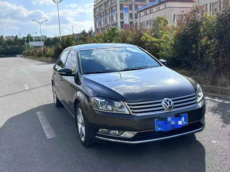 曲靖16年大众迈腾2