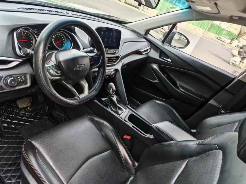 赤峰19年雪佛兰沃兰多3